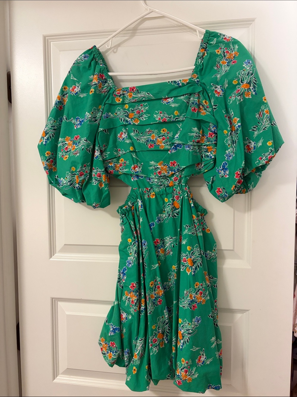Green Floral Puff-Sleeve Midi Dress